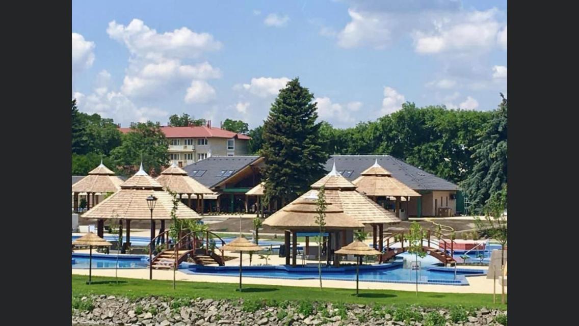 Bezsó apartman Hajdúszoboszló Kültér fotó